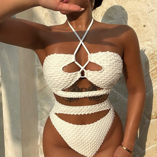 Seductive White Bikini Unveil Confidence with This Sensational Swimwear