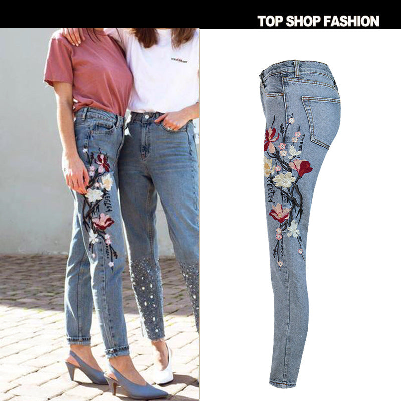Embroidery Flowers Middle Waist Pencil 9/10 Pants