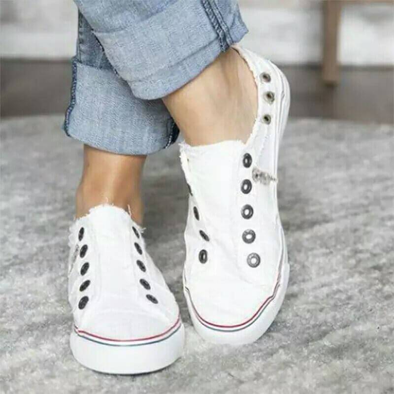 Comfortable Slip On Round Toe Canvas Sneakers