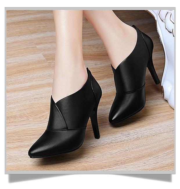 Leather Pointed Toe Ankle Boots